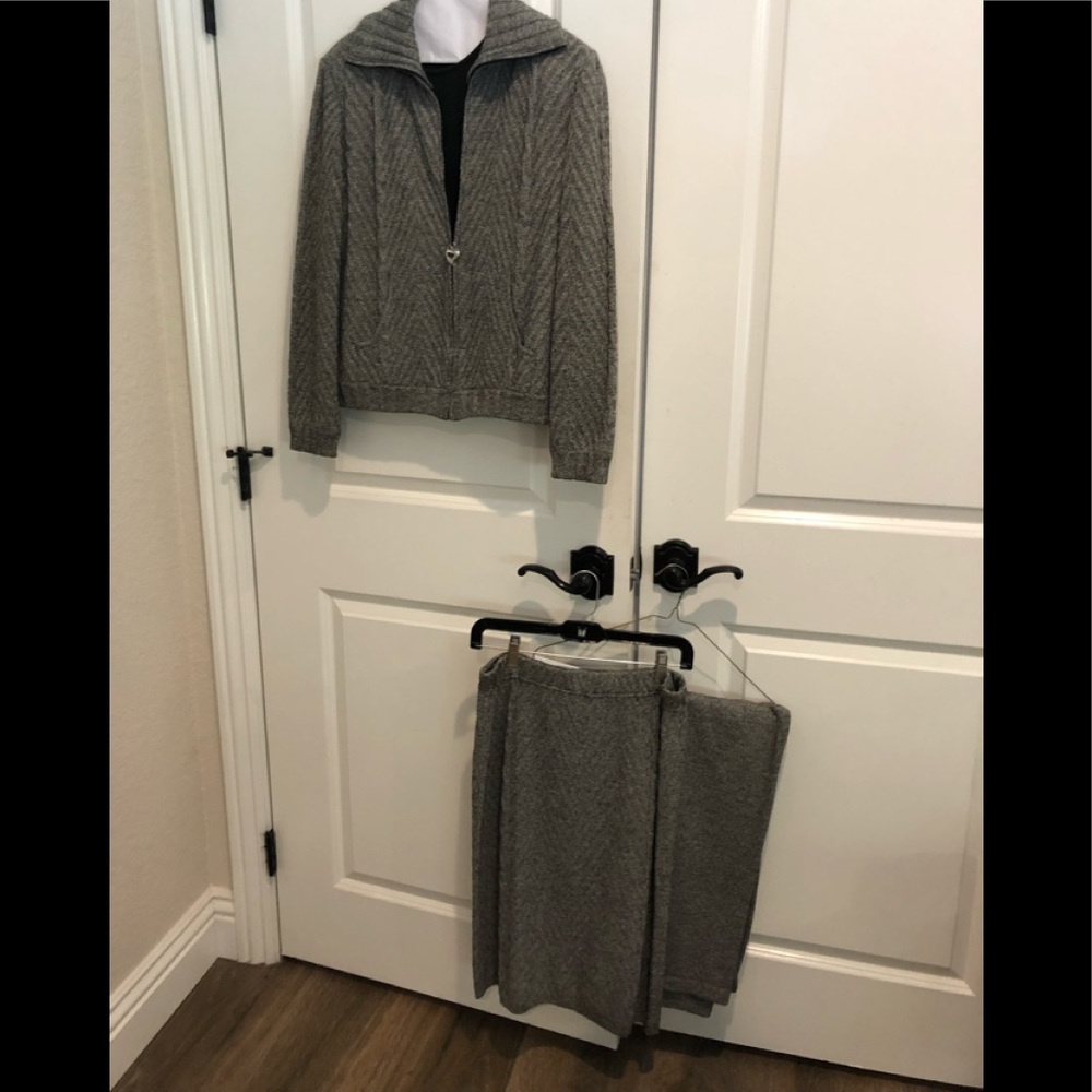 Beautiful St John Outfit